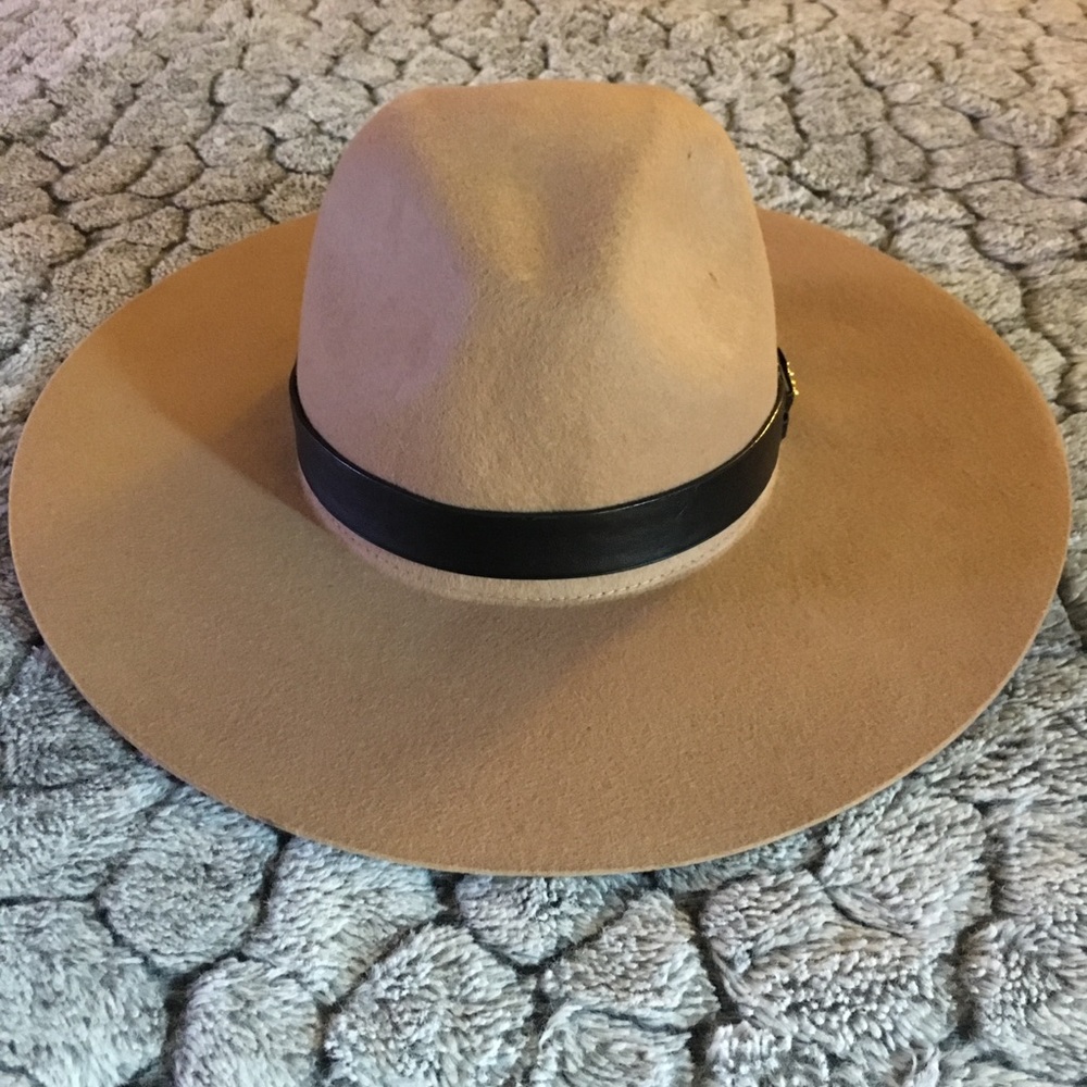 Beige Wool Hat - image 3